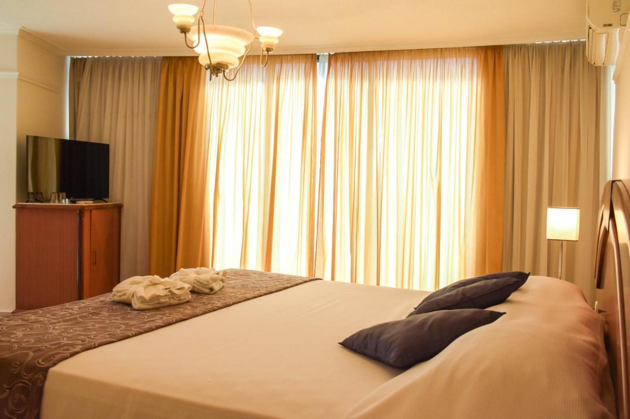 Hotel Golden Park Internacional Foz & Convencoes By Nacional Inn Φοζ ντο Ιγκουασού Εξωτερικό φωτογραφία